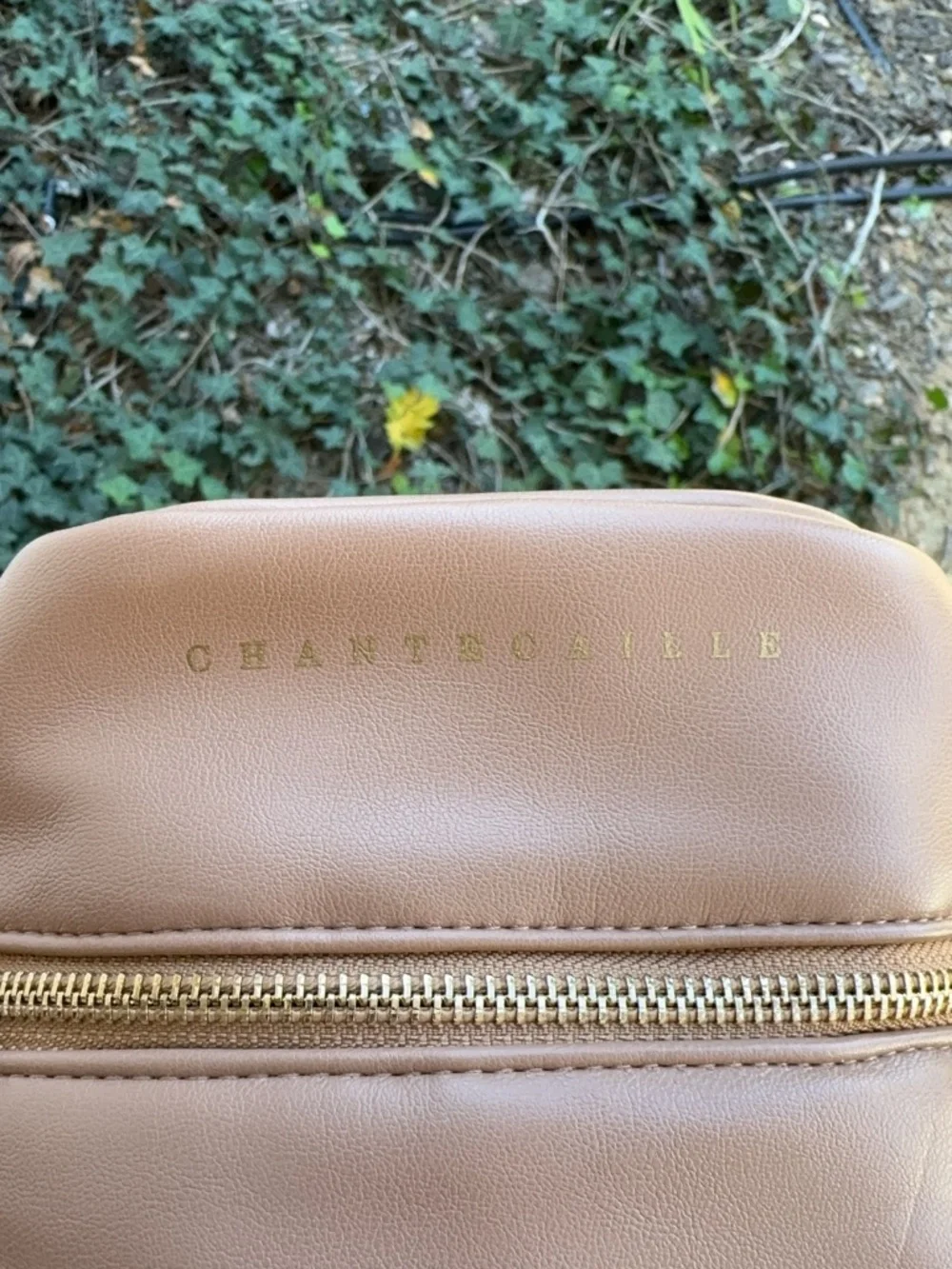 NWT Chantecaille Luxury Pebbled Cosmetic Bag - Soft Beige - 7x5x4